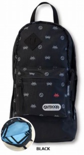 画像ギャラリー No.004のサムネイル画像 / 「スペースインベーダー ボディバッグ」が11月19日に全国のAM施設で再登場