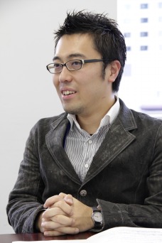 画像ギャラリー No.001のサムネイル画像 / 連続アップデートにオフライン大会！ ゲーム同様にスピーディーな展開の真意を「ハウリングソード」運営スタッフにズバリ聞いてみた