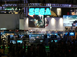 画像ギャラリー No.002のサムネイル画像 / ［TGS 2010］「戦ヴァル3」「PSPo2インフィニティ」「けいおん」が大行列！ セガブース一般公開日情報