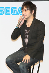 画像ギャラリー No.006のサムネイル画像 / ［TGS 2010］従来シリーズとは一味違った世界観とダブルヒロインが特徴的。「戦場のヴァルキュリア3」声優トークショウをレポート