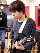 画像ギャラリー No.009のサムネイル画像 / 伊藤賢治氏が“全編バトル曲”のライブに向けて意気込みを語る。11月23日開催「THE NEXT STAGE 〜gentle echo meeting 3〜」を間近に控えたリハーサル現場に潜入