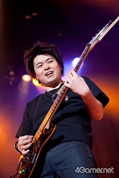 画像ギャラリー No.004のサムネイル画像 / 「サガ」や「聖剣伝説」のバトル曲がバンドサウンドに生まれ変わった！　伊藤賢治氏のライブ「THE NEXT STAGE 〜gentle echo meeting 3〜」レポート
