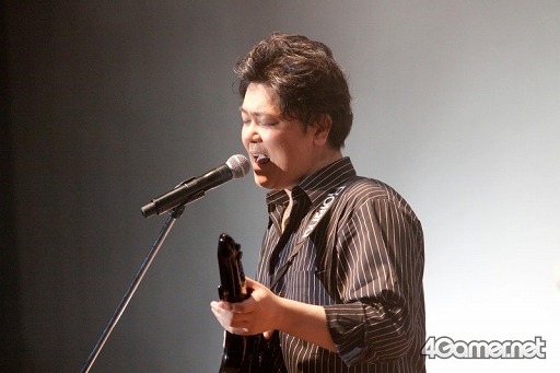 画像ギャラリー No.010のサムネイル画像 / 「サガ」や「聖剣伝説」のバトル曲がバンドサウンドに生まれ変わった！　伊藤賢治氏のライブ「THE NEXT STAGE 〜gentle echo meeting 3〜」レポート