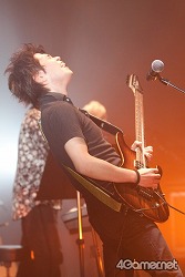 画像ギャラリー No.068のサムネイル画像 / 「サガ」や「聖剣伝説」のバトル曲がバンドサウンドに生まれ変わった! 伊藤賢治氏のライブ「THE NEXT STAGE 〜gentle echo meeting 3〜」レポート