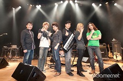 画像ギャラリー No.090のサムネイル画像 / 「サガ」や「聖剣伝説」のバトル曲がバンドサウンドに生まれ変わった! 伊藤賢治氏のライブ「THE NEXT STAGE 〜gentle echo meeting 3〜」レポート