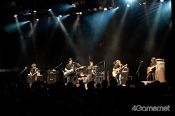 画像ギャラリー No.098のサムネイル画像 / 「サガ」や「聖剣伝説」のバトル曲がバンドサウンドに生まれ変わった! 伊藤賢治氏のライブ「THE NEXT STAGE 〜gentle echo meeting 3〜」レポート