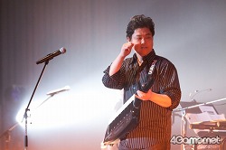 画像ギャラリー No.108のサムネイル画像 / 「サガ」や「聖剣伝説」のバトル曲がバンドサウンドに生まれ変わった! 伊藤賢治氏のライブ「THE NEXT STAGE 〜gentle echo meeting 3〜」レポート