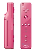 画像ギャラリー No.005のサムネイル画像 / 任天堂，スーパーマリオ25周年仕様“赤色”のWii本体を11月11日に発売。モーションプラスとリモコンが一つになったWiiリモコンプラスも同日発売