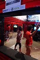 画像ギャラリー No.002のサムネイル画像 / ［TGS 2010］「Kinect（キネクト）」の登場でダンスゲームは究極進化！　KONAMI「DanceEvolution」プレイレポート