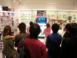 画像ギャラリー No.005のサムネイル画像 / 「DanceEvolution」，10月30日開催の店頭体験会の様子が公開