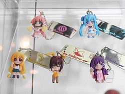 画像ギャラリー No.038のサムネイル画像 / 「うみねこのなく頃に」がついに完結。同人ゲームから企業ブースまで網羅した，「コミックマーケット79」フォトレポートを掲載