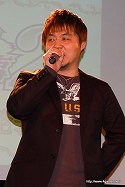 画像ギャラリー No.037のサムネイル画像 / 「逆転検事2」には狩魔 冥や新キャラの一柳万才が登場。応援団の腐男塾も駆けつけた,「逆転検事2」完成披露発表会のレポートを掲載