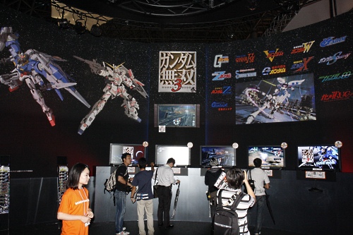 画像ギャラリー No.005のサムネイル画像 / ［TGS 2010］ユニコーンガンダムとゴッドガンダムがプレイアブル！「ガンダム無双3」のプレイレポートを掲載