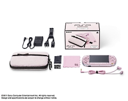 画像ギャラリー No.009のサムネイル画像 / 3種の限定PSPが発売決定。MHP3はツートンカラー，DISSIDIA 012はパールホワイトの特別仕様，そして女性用バリューパックは同梱物もピンクで統一