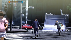 画像ギャラリー No.010のサムネイル画像 / ［TGS 2010］崩れゆく建物が3D立体視で人々に襲いかかる。「絶体絶命都市4 -Summer Memories-」プレイレポート