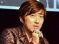 日本では9月22日に発売される「シャドウ オブ ザ ダムド」，声優には浅野忠信さんや栗山千明さんらを起用。須田剛一氏，三上真司氏らによる開発秘話も語られた“ジャパンプレミア”をレポート