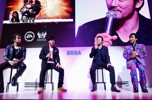 画像ギャラリー No.003のサムネイル画像 / ［TGS 2011］“Sexy & Bloody”なアクションゲーム「シャドウ オブ ザ ダムド」のスペシャルステージに，浅野忠信さんと我修院達也さんが登場