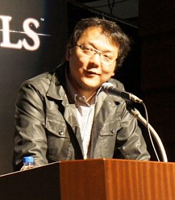 画像ギャラリー No.005のサムネイル画像 / 志半ばで敗れ去っていくプレイヤーに宮崎ディレクターもニヤリ。「DARK SOULS」（ダークソウル）先行体験イベントをレポート