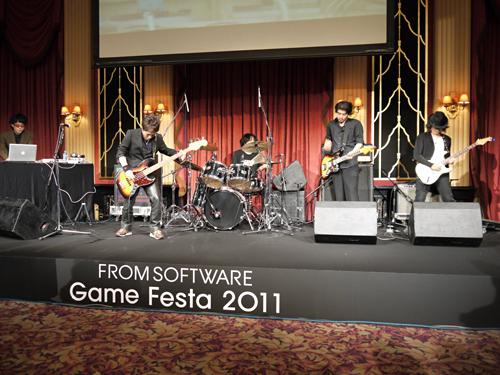 画像ギャラリー No.003のサムネイル画像 / ［TGS 2011］「ARMORED CORE V」と「DARK SOULS」の先行体験会レポート。発売が迫るDARK SOULSのプロデューサーからコメントをもらってきた