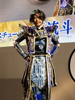画像ギャラリー No.010のサムネイル画像 / ［TGS 2010］ハイレベルなコスが続々。「趙雲」役の声優 小野坂昌也氏も登場。「真・三國無双」10周年記念コスプレコンテストレポート