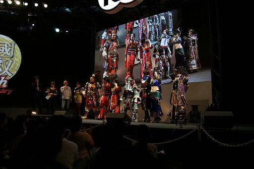 画像ギャラリー No.011のサムネイル画像 / ［TGS 2010］ハイレベルなコスが続々。「趙雲」役の声優 小野坂昌也氏も登場。「真・三國無双」10周年記念コスプレコンテストレポート