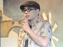 画像ギャラリー No.006のサムネイル画像 / 「ICO」での崩れる橋のシーンは，「この先も手を繋いでくださいね」というメッセージ。上田文人氏も登場した「ICO」「ワンダと巨像」プレミアムイベントをレポート