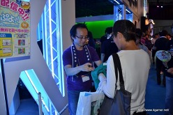 画像ギャラリー No.002のサムネイル画像 / ［TGS 2011］セガブースでは「ファンタシースターオンライン2」や「初音ミク Project DIVA extend＆mirai（仮）」が整理券方式を導入。どのタイトルも試遊台に長い列が