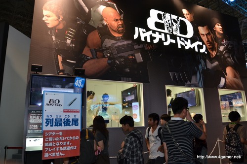 画像ギャラリー No.006のサムネイル画像 / ［TGS 2011］セガブースでは「ファンタシースターオンライン2」や「初音ミク Project DIVA extend＆mirai（仮）」が整理券方式を導入。どのタイトルも試遊台に長い列が