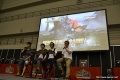 画像ギャラリー No.052のサムネイル画像 / 「ファンタシースター感謝祭2013」名古屋大会をレポート。ゼッシュレイダVS.トランゼクシアの「怪獣大決戦」や開発陣によるQ＆Aコーナーなどで会場は大盛り上がり