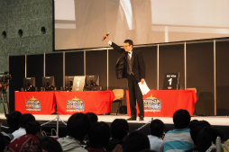画像ギャラリー No.015のサムネイル画像 / 前回大会の優勝チームも参戦! PSO2公式全国大会「アークスグランプリ」の大阪大会予選をレポート