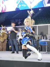 画像ギャラリー No.081のサムネイル画像 / PSO2公式大会「アークスグランプリ決勝」が開催。コスプレイヤーやライブが彩った「ファンタシースター感謝祭2014」決勝会場の模様と合わせてレポート