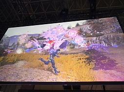 画像ギャラリー No.019のサムネイル画像 / ［TGS 2014］冬の「PSO2」には，雲つく超巨大エネミーが出現。「ファンタシースター ノヴァ」の序盤体験版配信も発表されたステージイベントをレポート