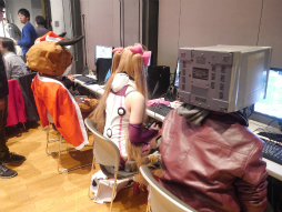 画像ギャラリー No.007のサムネイル画像 / 「PSO2」のオフラインイベント「アークスX'masパーティー2014」が開催。最新パッケージや大型アップデートの情報が明らかになったイベントをレポート