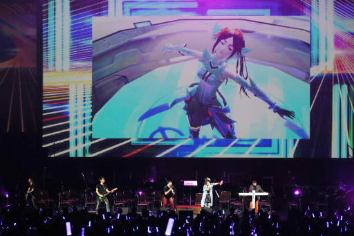 画像ギャラリー No.023のサムネイル画像 / 「PSO」シリーズ15周年記念コンサート「シンパシー2015」レポート。オーケストラで奏でられる名曲とプレイ映像で15年の歴史が心に染みる