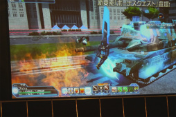 画像ギャラリー No.019のサムネイル画像 / 「PSO2」の新クラス「サモナー」や新要素「レイヤリングウェア」の実機プレイが披露された「ファンタシースター感謝祭2016」名古屋会場レポート