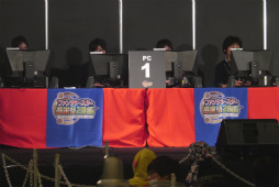 画像ギャラリー No.043のサムネイル画像 / PSO2の公式全国大会「アークスグランプリ」名古屋予選が開催。コスプレショーの模様やアニメの制作秘話と合わせてレポート