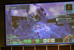 画像ギャラリー No.024のサムネイル画像 / PSO2公式全国大会「アークスグランプリ」福岡予選をレポート。熱く盛り上がったコスプレショーの模様もお届け