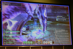 画像ギャラリー No.032のサムネイル画像 / 魔物が棲む(?)PSO2公式全国大会「アークスグランプリ」札幌予選と,会場を盛り上げたコスプレショーの模様をレポート