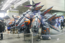 画像ギャラリー No.006のサムネイル画像 / PSO2公式全国大会「アークスグランプリ」最後の地方予選が開催。大阪会場を華やかに彩ったコスプレショーと合わせてレポート