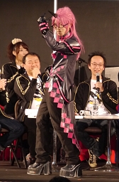 画像ギャラリー No.043のサムネイル画像 / PSO2公式全国大会「アークスグランプリ」最後の地方予選が開催。大阪会場を華やかに彩ったコスプレショーと合わせてレポート