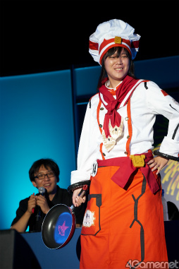 画像ギャラリー No.038のサムネイル画像 / 「アークスフェスティバル2016」フォトレポート。「PSO2」コスプレ&クラフトコンテストや小林幸子さんの圧巻ライブ,コスプレエリアを撮影してきた