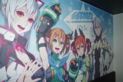 画像ギャラリー No.010のサムネイル画像 / 「PSO2」5周年記念,「『ファンタシースターオンライン2』×インターネットカフェ『DiCE』コラボキャンペーン」が開催中。メディア向け内覧会をレポート