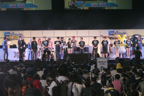 画像ギャラリー No.001のサムネイル画像 / 「ファンタシースター感謝祭2017」決勝会場レポート。アークスが闇の力に覚醒した姿か？ 「ダークブラスト」の存在も明らかに