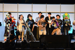 画像ギャラリー No.057のサムネイル画像 / 「ファンタシースター感謝祭2017」決勝会場レポート。アークスが闇の力に覚醒した姿か？ 「ダークブラスト」の存在も明らかに