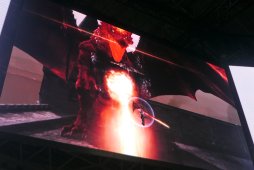 画像ギャラリー No.009のサムネイル画像 / ［TGS 2017］「PSO2 STATION！」にエコー役の日笠陽子さんが登場。新レイドボス「エリュトロン・ドラゴン」の映像もお披露目