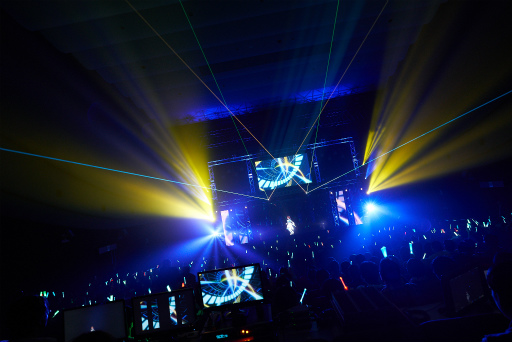 画像ギャラリー No.030のサムネイル画像 / マトイが尊い。「PSO2」初のバーチャルライブ，「ファンタジック3Dライブ 2018」レポート