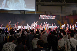 画像ギャラリー No.060のサムネイル画像 / 「ファンタシースター感謝祭 2019」札幌会場レポート。EPISODE6の最新アップデート情報や「終の艦隊迎撃戦」の実機プレイも