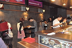 画像ギャラリー No.022のサムネイル画像 / 冒険者達の憩いの場「LUIDA'S BAR」がレベル3に! 新メニューも多く披露された「レベルアップ直前特別発表会」の模様をお届け