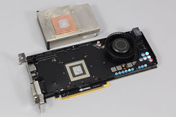 画像ギャラリー No.025のサムネイル画像 / 「GeForce GTX 680」レビュー(前編)。低消費電力で「扱いやすい史上最速GPU」に