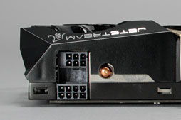画像ギャラリー No.005のサムネイル画像 / オリジナルデザインを採用したPalitのGTX 680カードを試す。強化型電源＋3連ファン仕様クーラーの効果はいかほどか